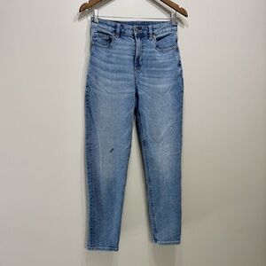 ✨$8 CLEAR-OUT✨ American Eagle Outfitters High Rise Waist Mom Relaxed Jeans Blue